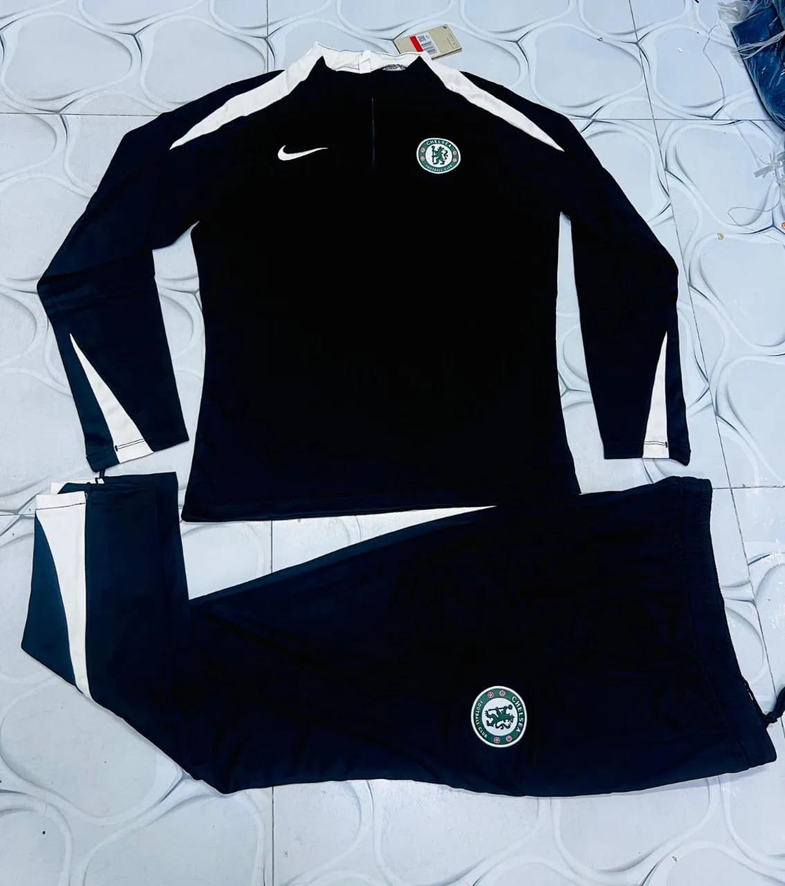 Chelsea FC Training Tracksuit – Black